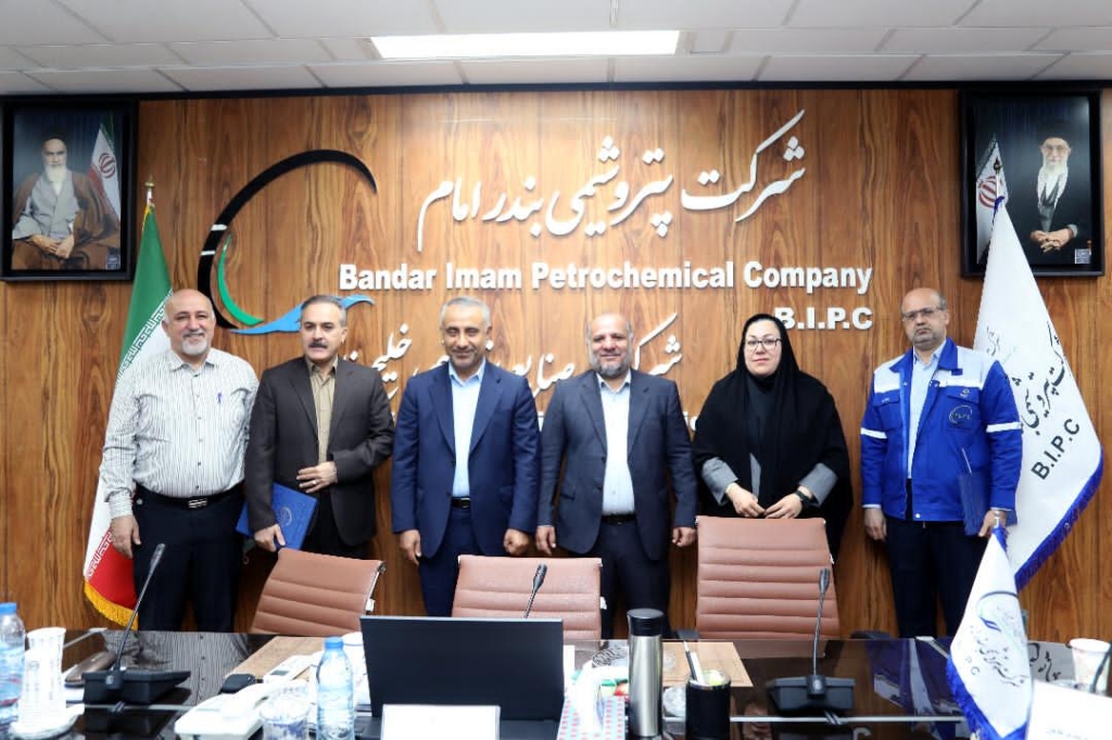 چمران نیوز || آیین معارفه مدیران جدید پتروشیمی بندر امام برگزار شد