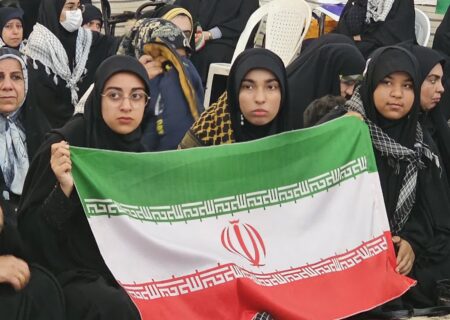 تجمع باشکوه بسیجیان در مصلای امام خمینی ره بندر ماهشهر به مناسبت هفته بسیج